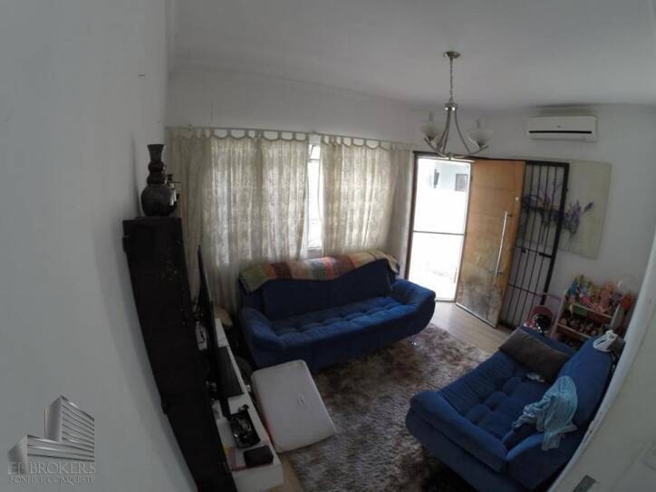 Casa à venda com 2 quartos, 165m² - Foto 4