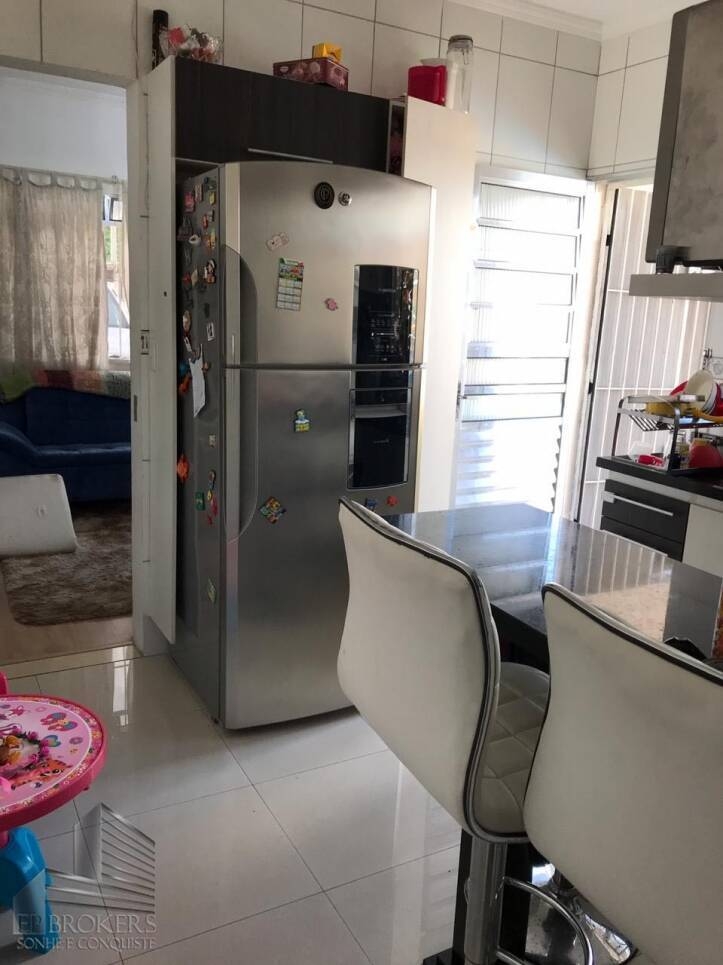 Casa à venda com 2 quartos, 165m² - Foto 5