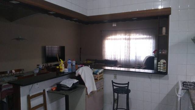 Casa, 3 quartos, 260 m² - Foto 4