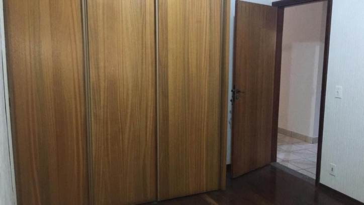 Sobrado, 6 quartos, 335 m² - Foto 19