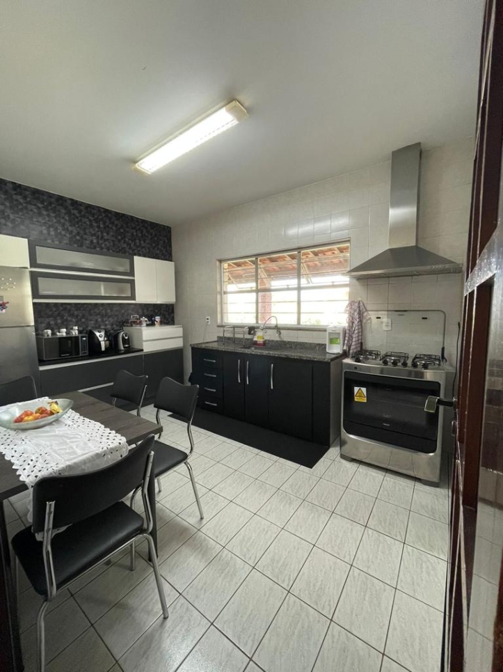 Sobrado, 4 quartos, 257 m² - Foto 8