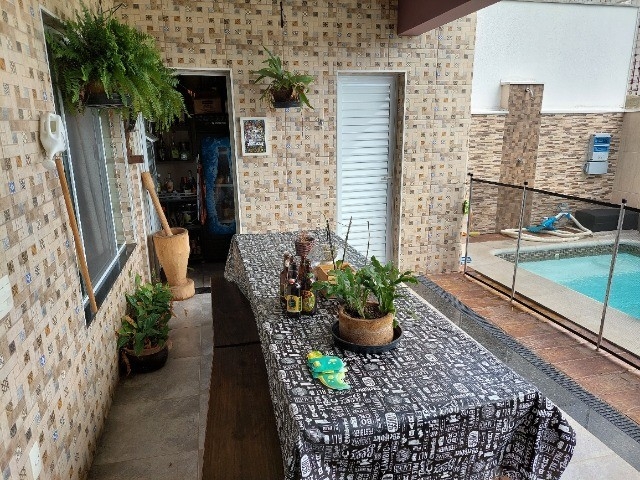 Sobrado, 3 quartos, 195 m² - Foto 2