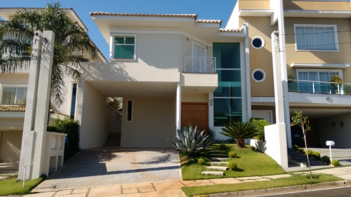 Sobrado, 3 quartos, 268 m² - Foto 1