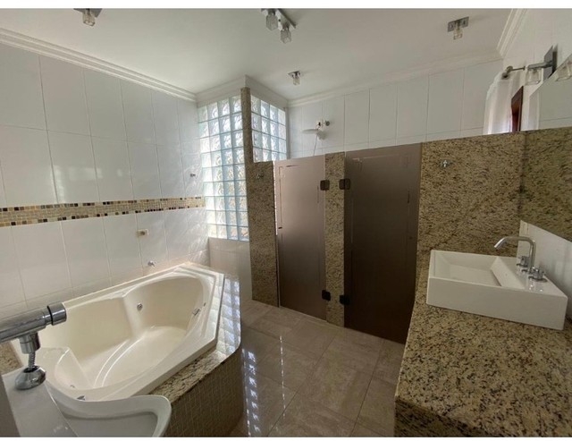Sobrado, 5 quartos, 560 m² - Foto 2