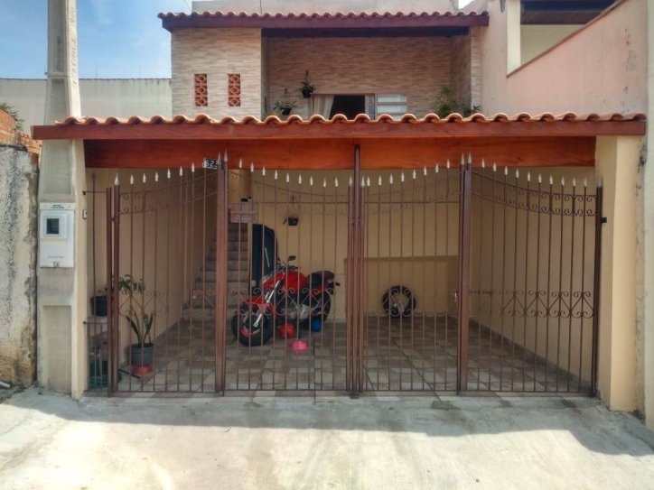 Casa, 3 quartos, 134 m² - Foto 1