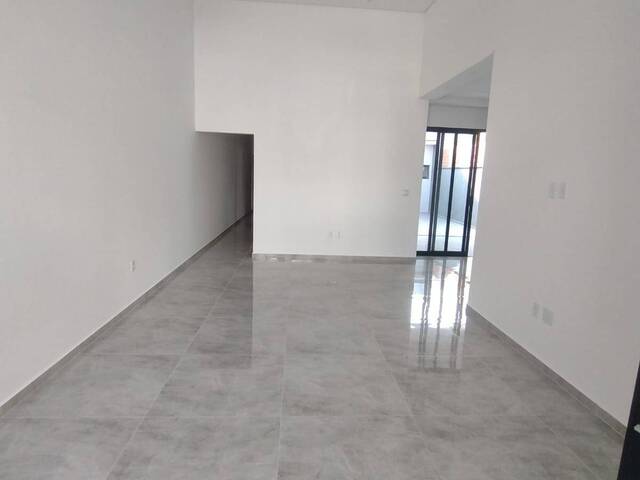 Casa em condomínio para Venda em Sorocaba - 2