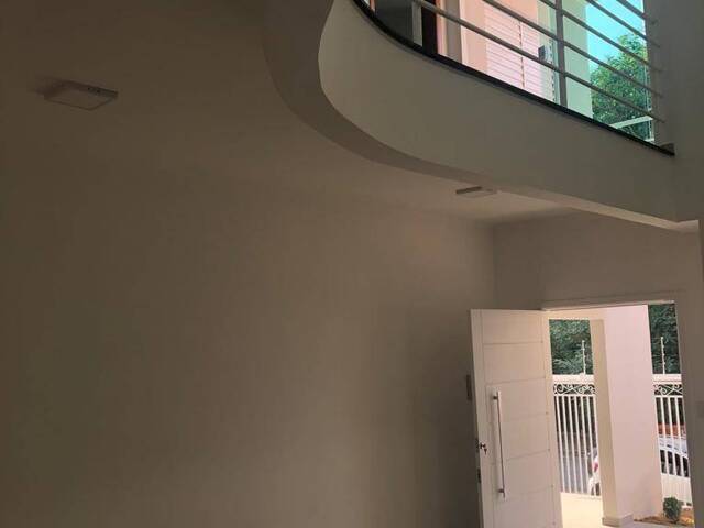 Sobrado para Venda em Sorocaba - 3