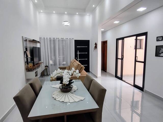 Casa para Venda em Sorocaba - 2