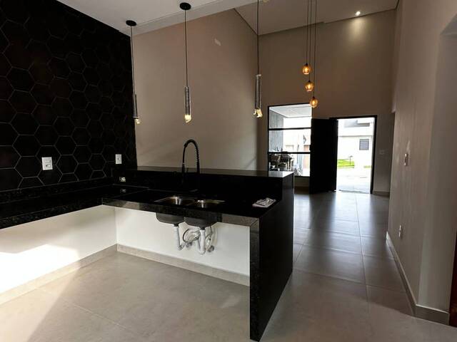 Casa para Venda em Sorocaba - 2