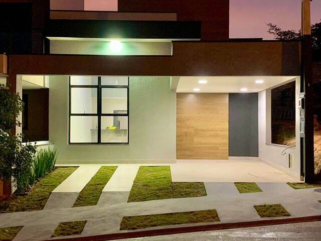 #2661 - Casa para Venda em Sorocaba - SP