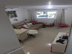 Sobrado para Venda em Sorocaba - 2