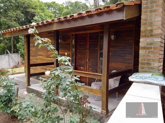Sítio, 3 quartos, 1500 m² - Foto 2