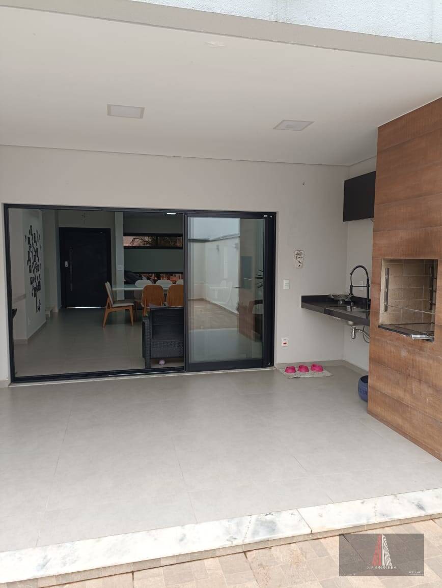Casa, 3 quartos, 211 m² - Foto 15