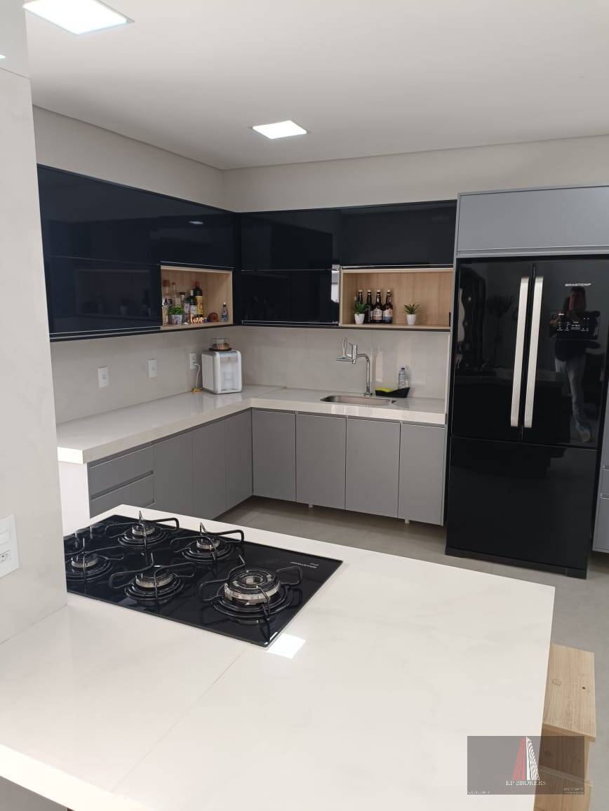 Casa, 3 quartos, 211 m² - Foto 11