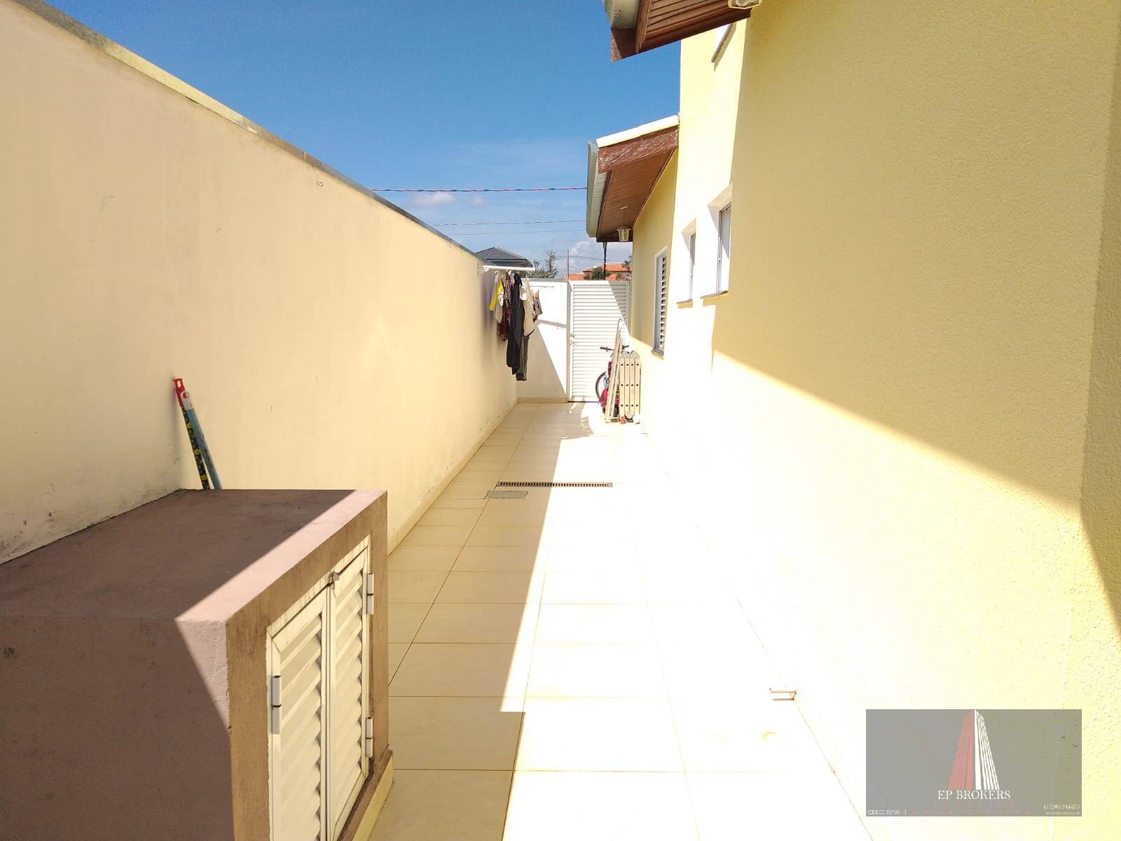 Casa, 3 quartos, 264 m² - Foto 27