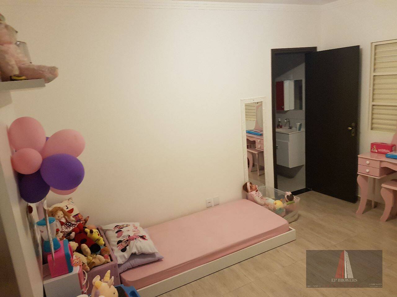 Casa, 3 quartos, 225 m² - Foto 9