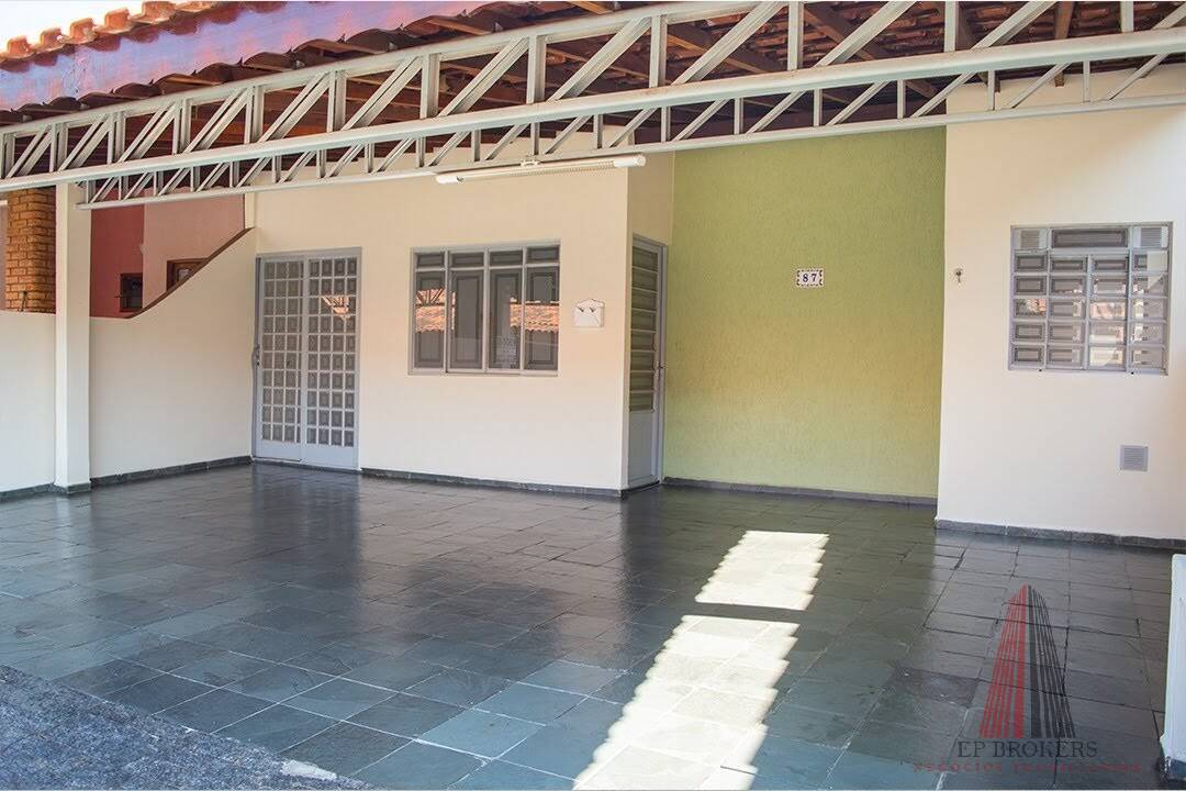 Casa, 3 quartos, 105 m² - Foto 2