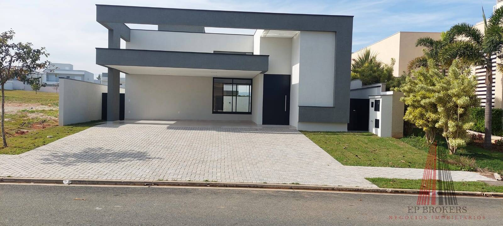 Casa, 3 quartos, 240 m² - Foto 1