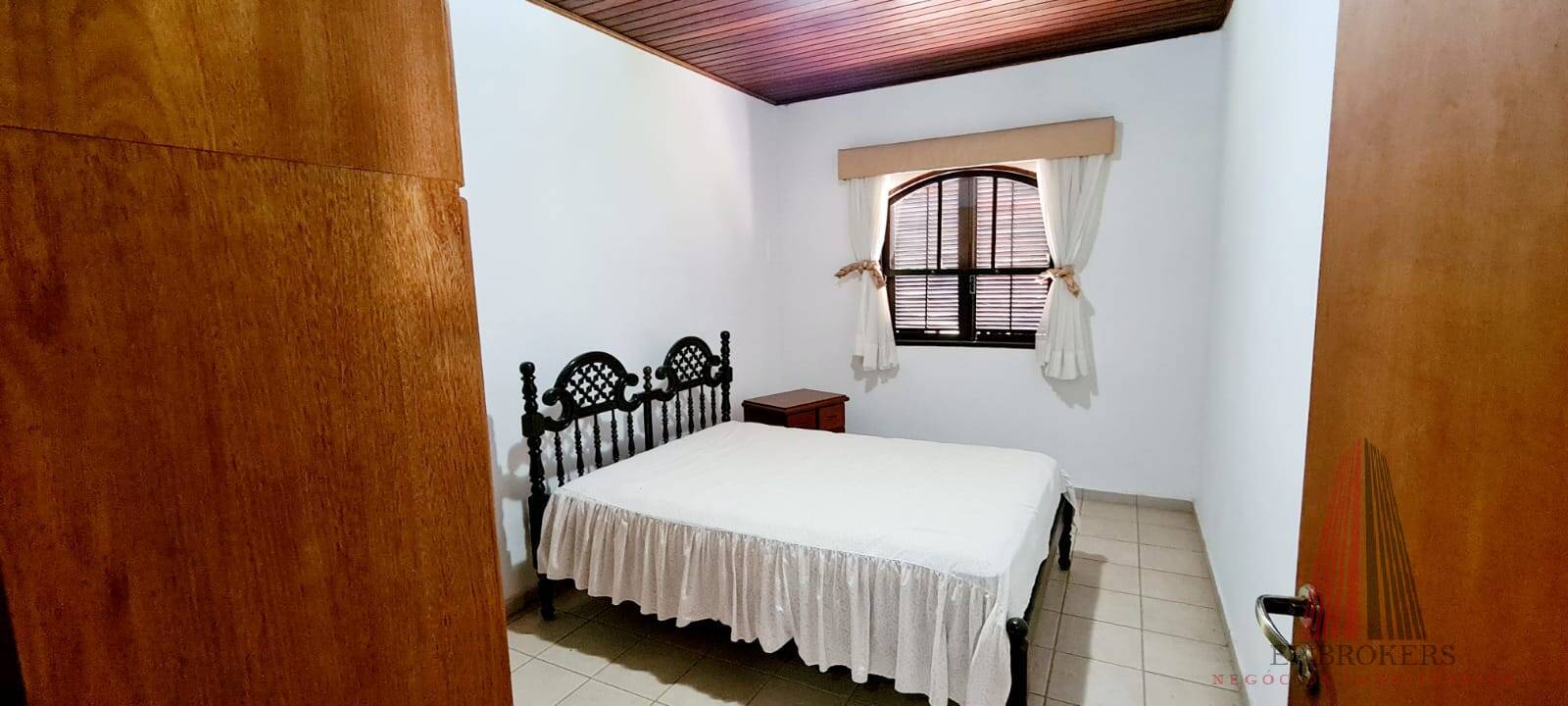 Sítio, 4 quartos, 1200 m² - Foto 9