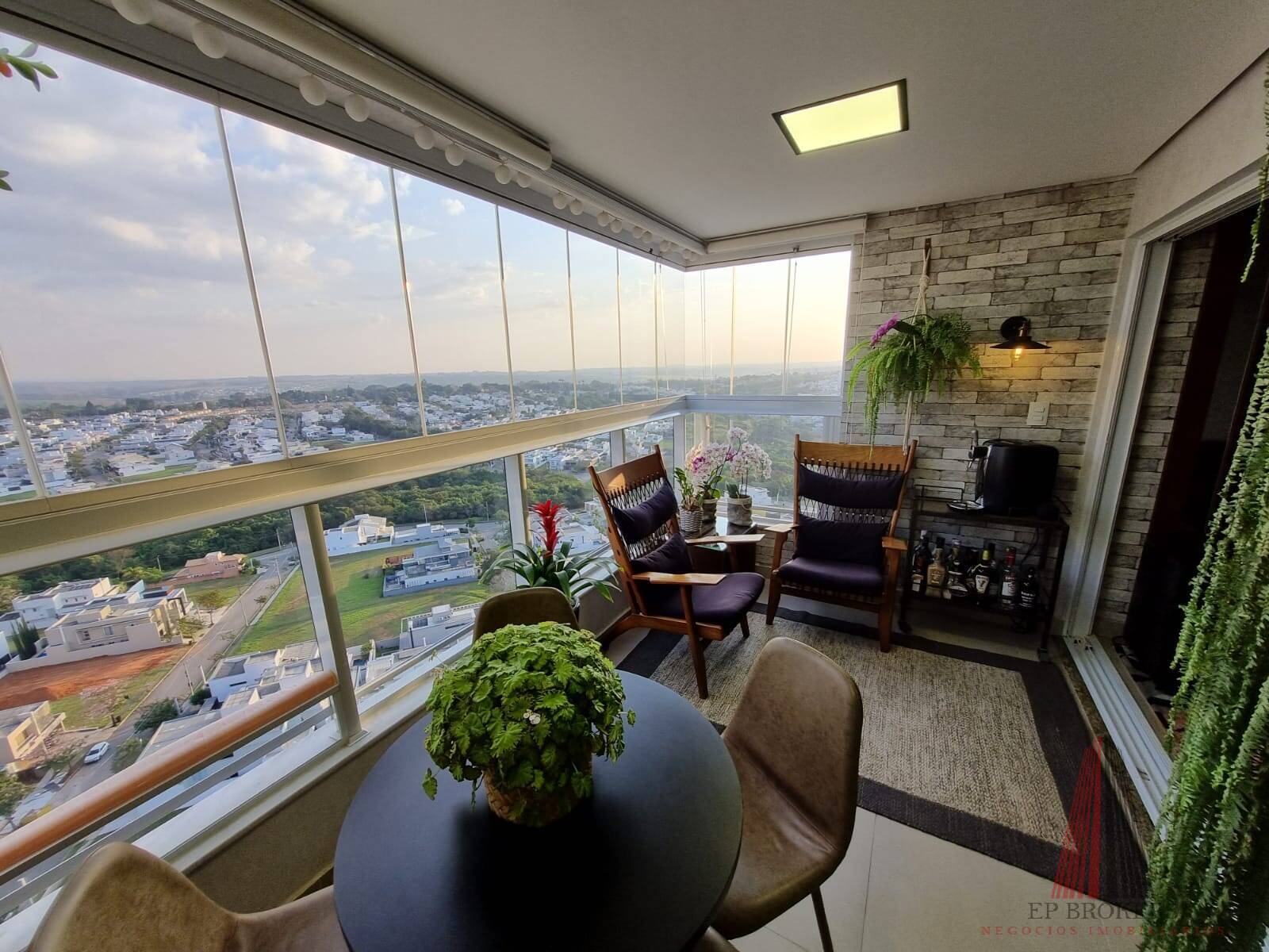 Apartamento, 3 quartos, 110 m² - Foto 1