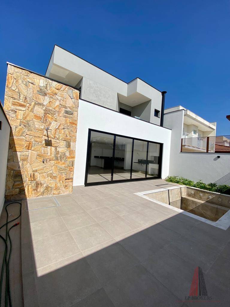 Casa, 3 quartos, 240 m² - Foto 32