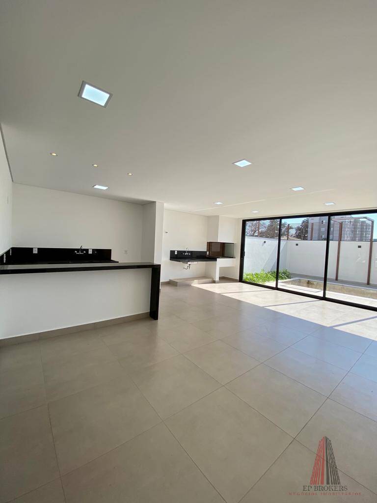 Casa, 3 quartos, 240 m² - Foto 13