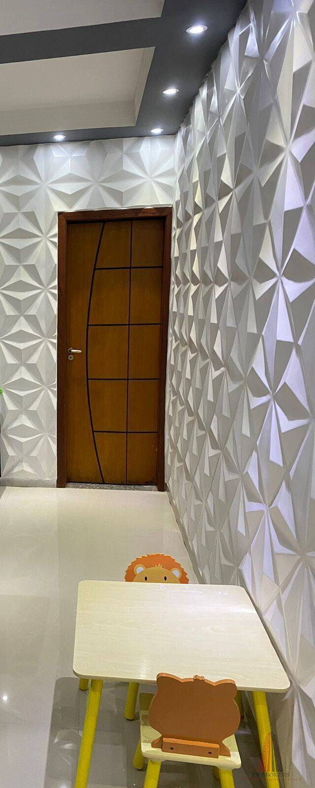 Casa, 3 quartos, 216 m² - Foto 1