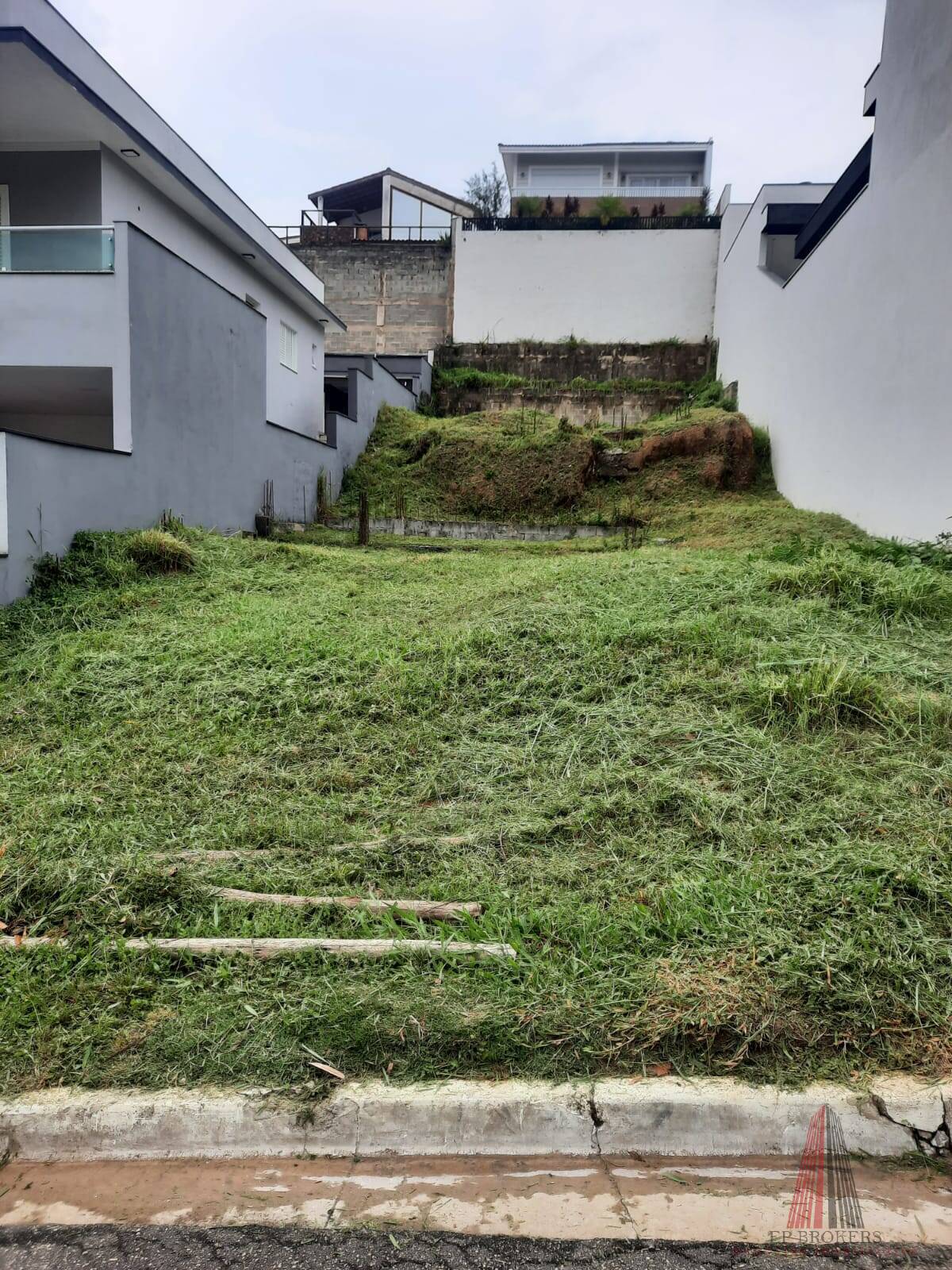 Terreno, 329 m² - Foto 1