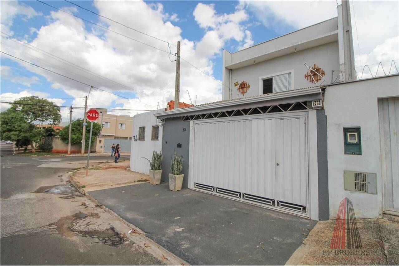 Casa, 2 quartos, 203 m² - Foto 1