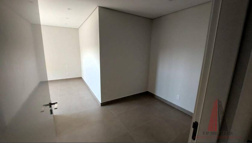 Casa, 4 quartos, 270 m² - Foto 10