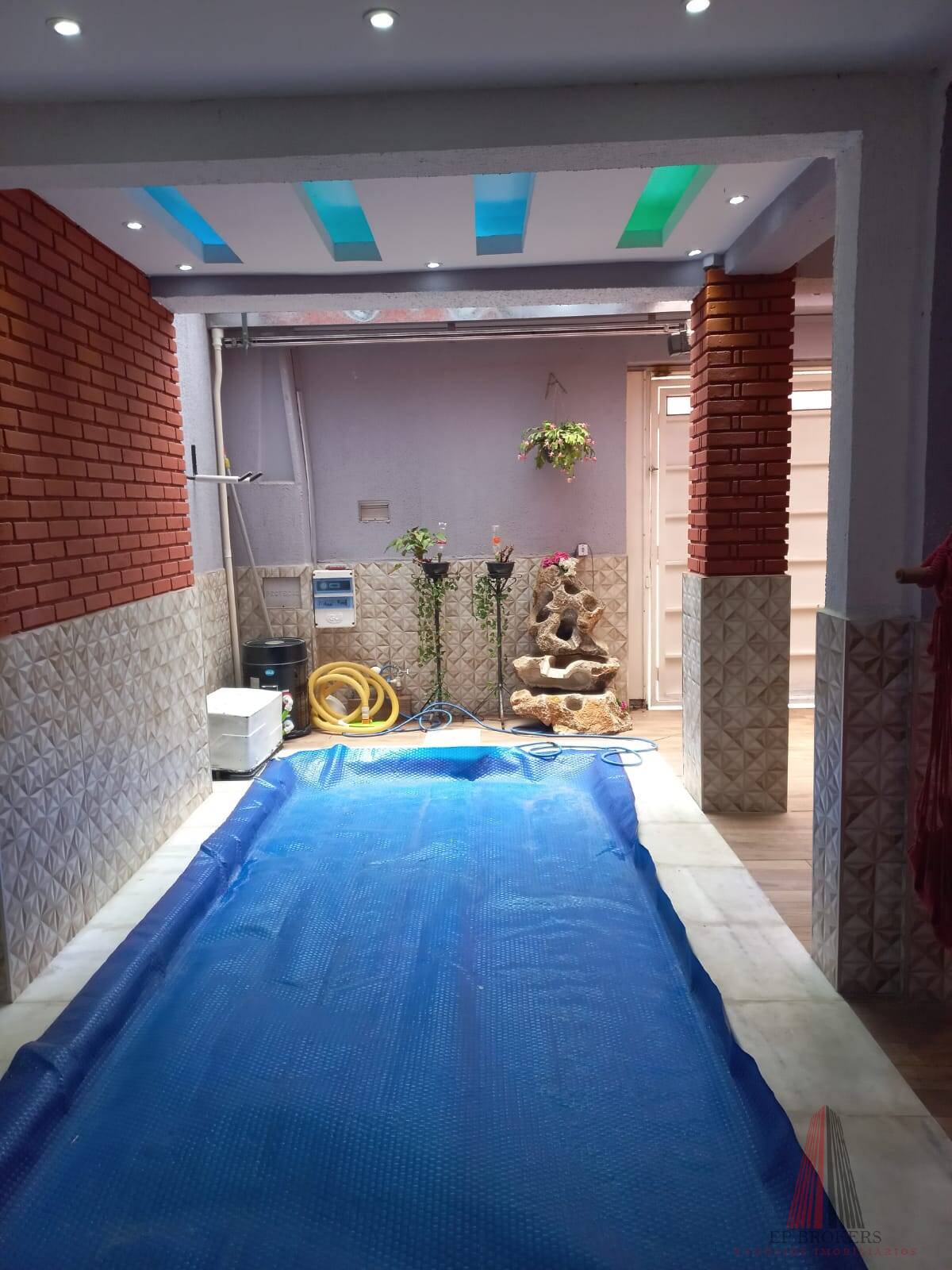 Casa, 3 quartos, 270 m² - Foto 2