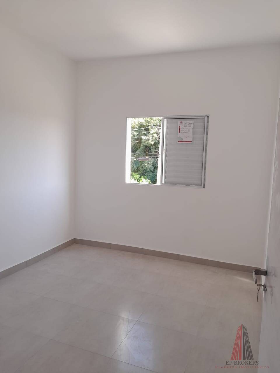 Casa à venda com 2 quartos, 54m² - Foto 3