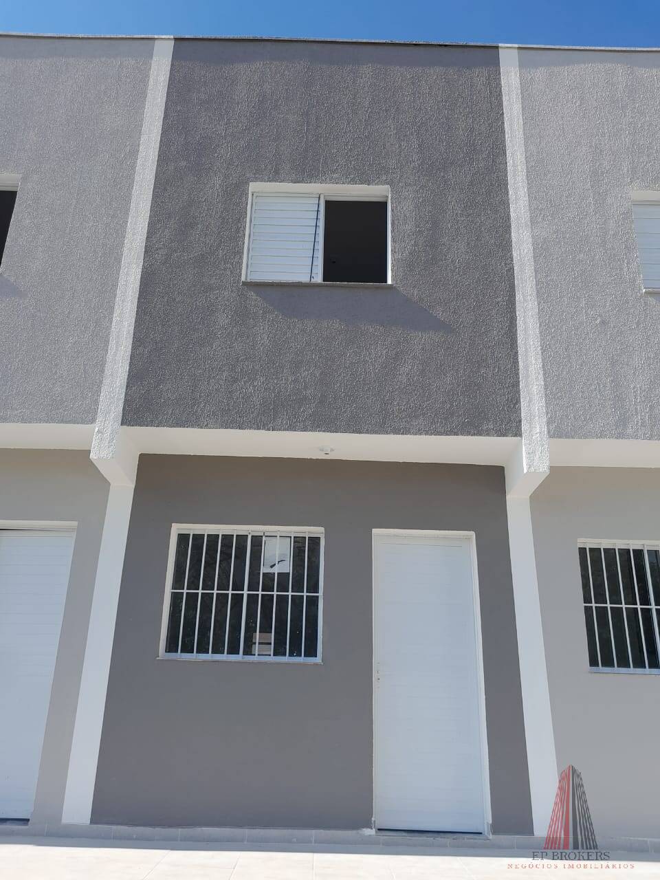Casa à venda com 2 quartos, 54m² - Foto 5