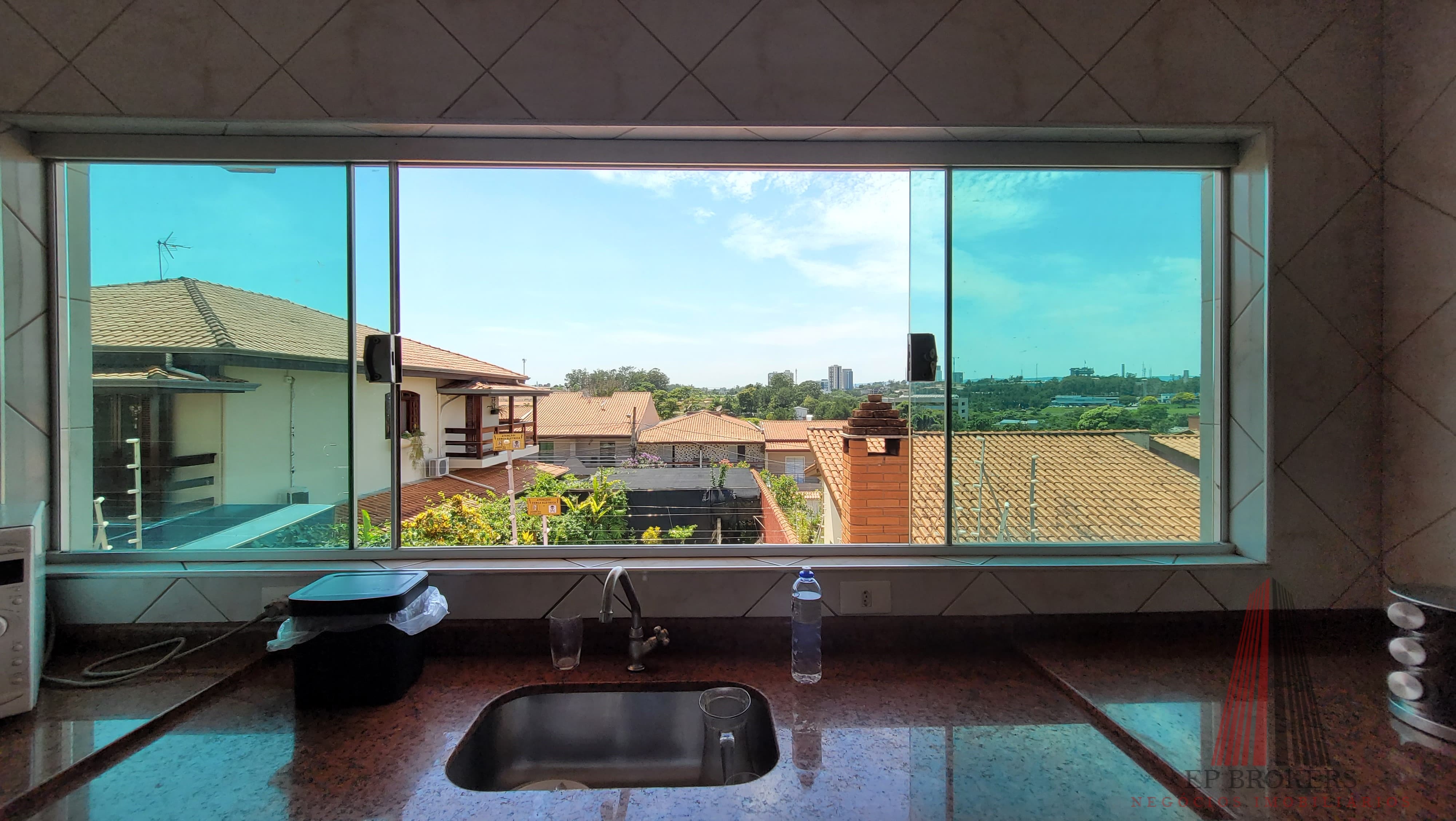 Casa, 3 quartos, 245 m² - Foto 6