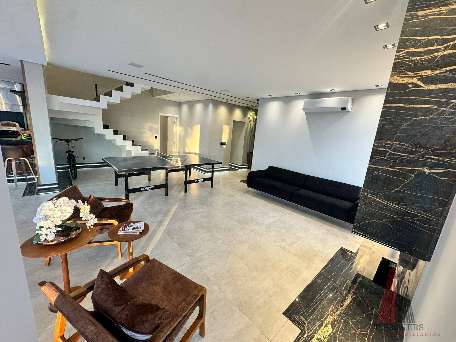 Sobrado, 5 quartos, 450 m² - Foto 5