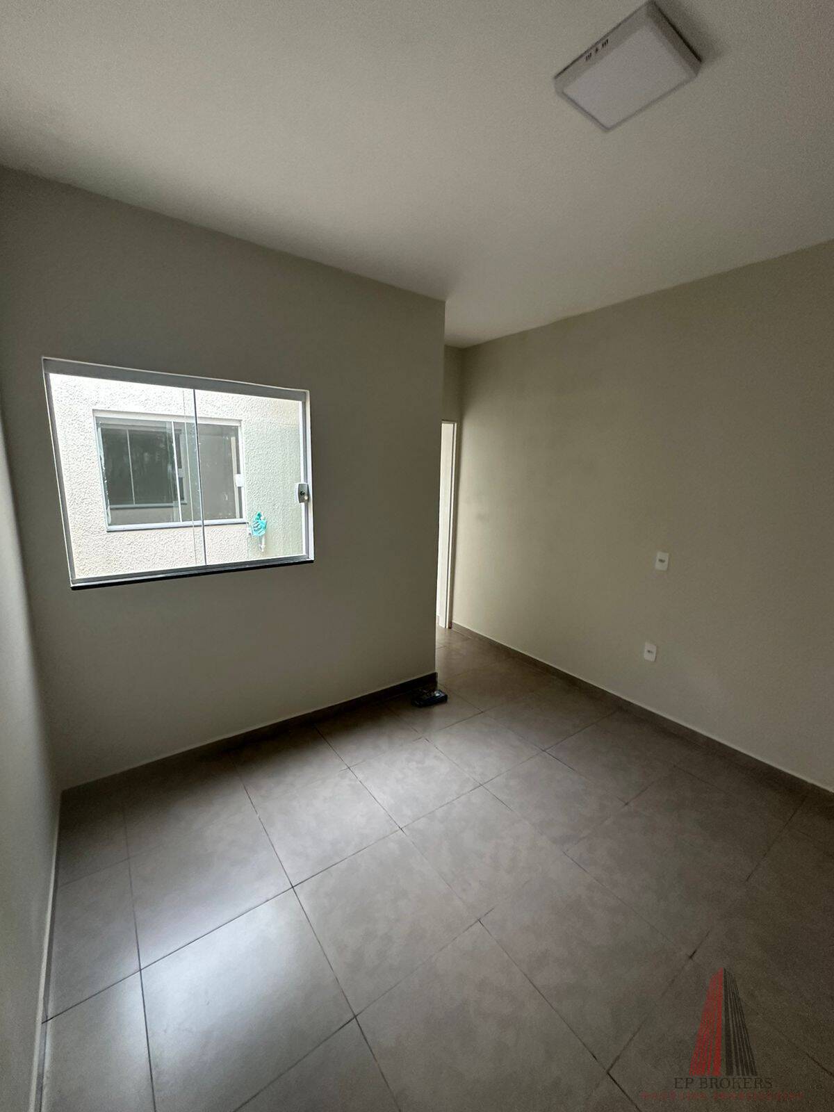 Casa, 2 quartos, 48 m² - Foto 1