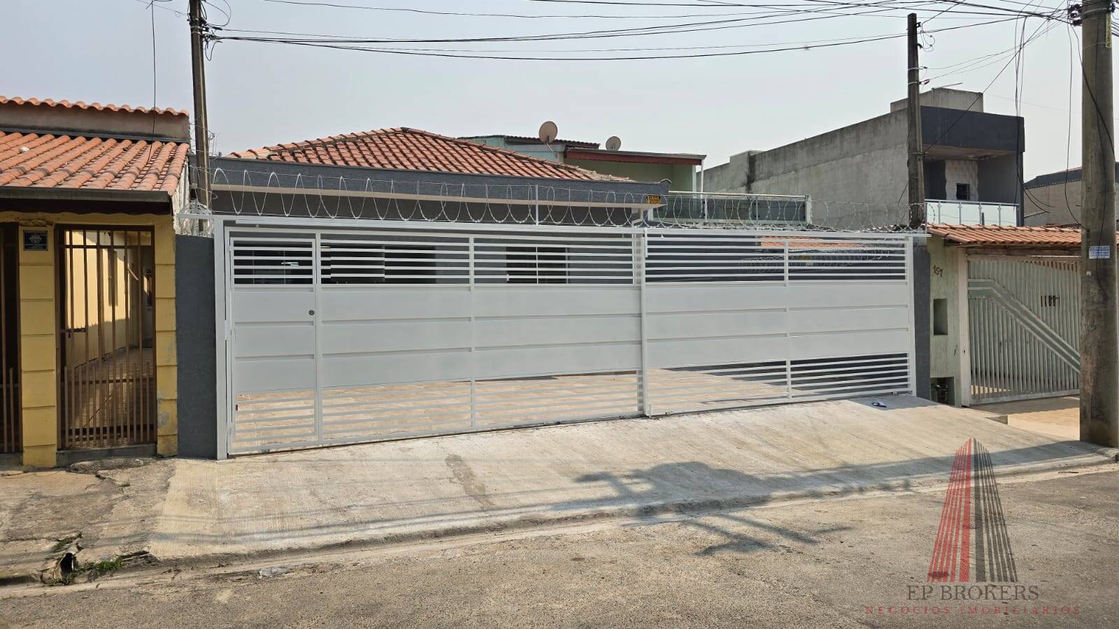 Casa, 4 quartos, 160 m² - Foto 1