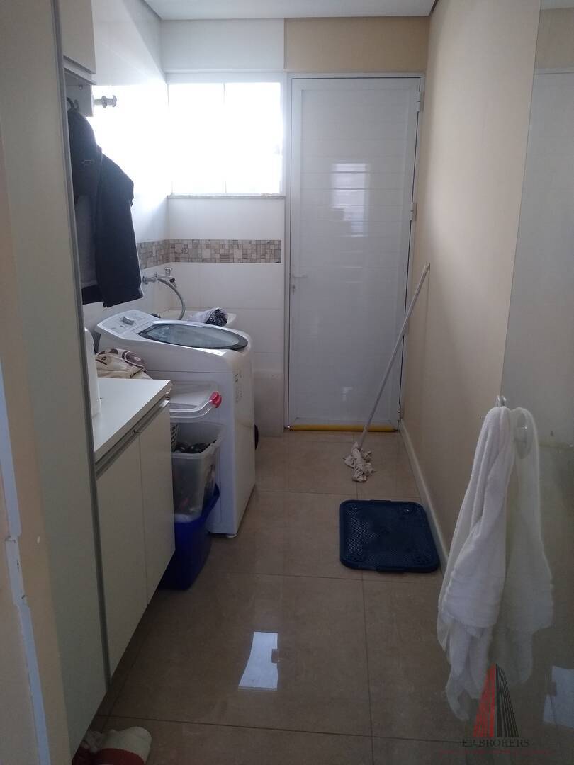 Casa, 3 quartos, 270 m² - Foto 17