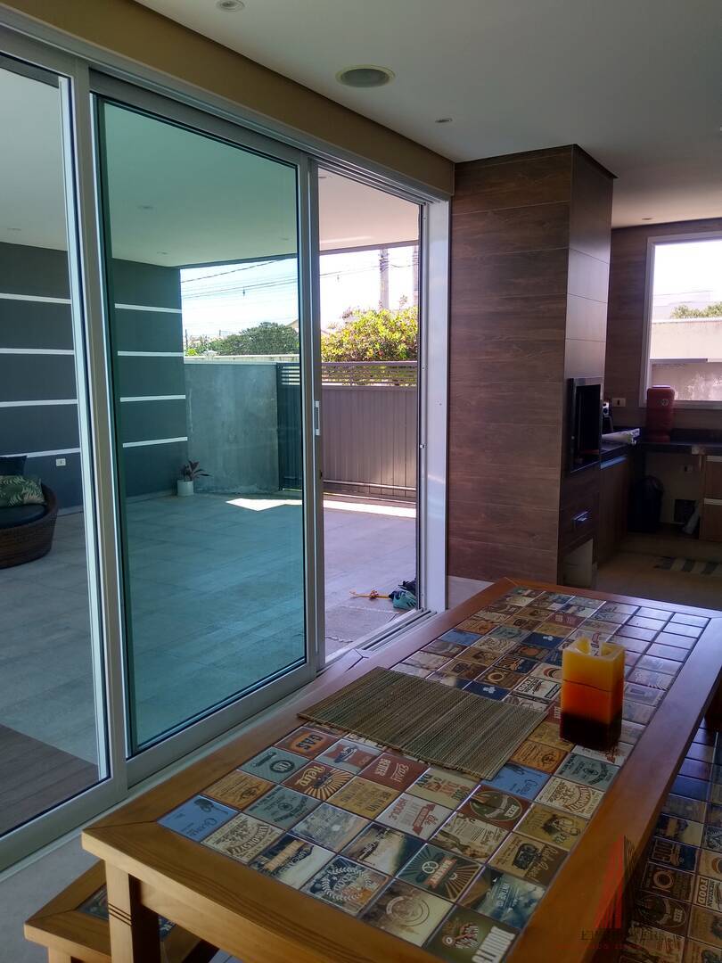 Casa, 3 quartos, 270 m² - Foto 23