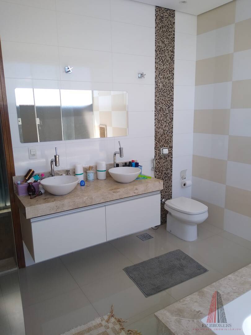 Casa, 3 quartos, 270 m² - Foto 44