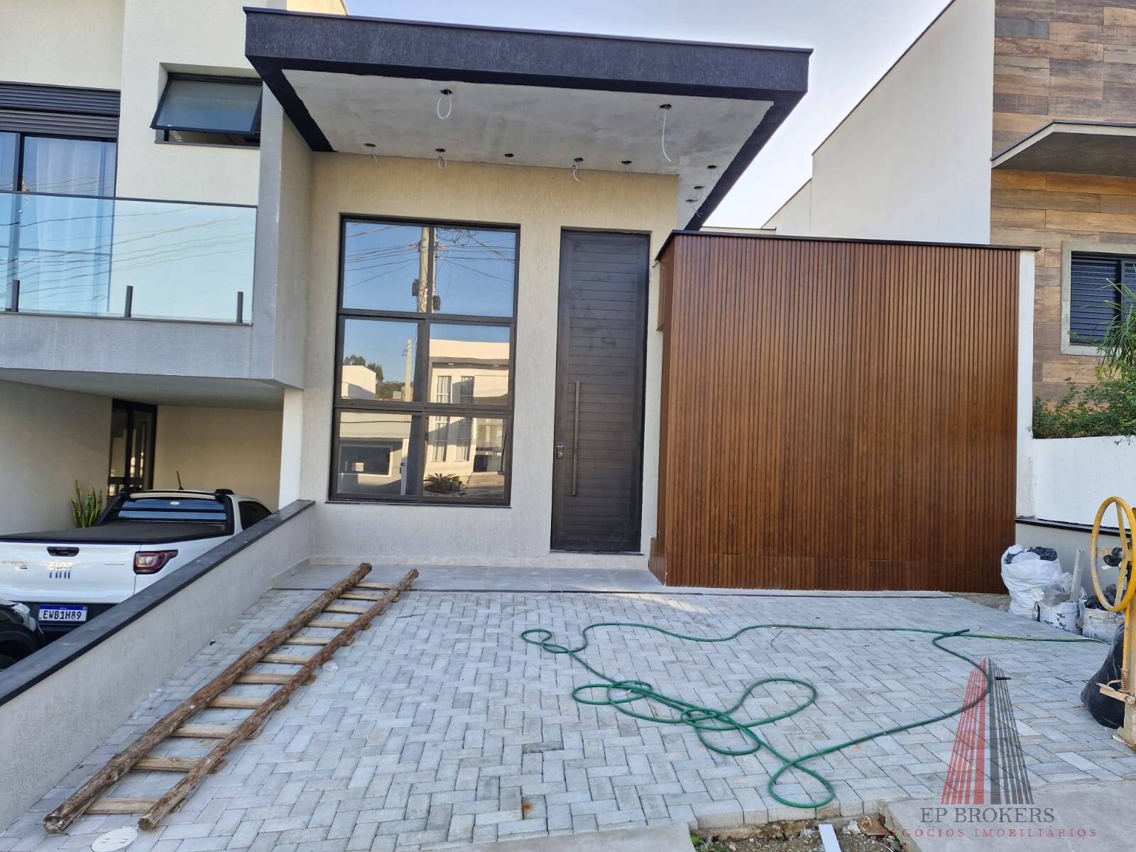 Casa, 3 quartos, 117 m² - Foto 1