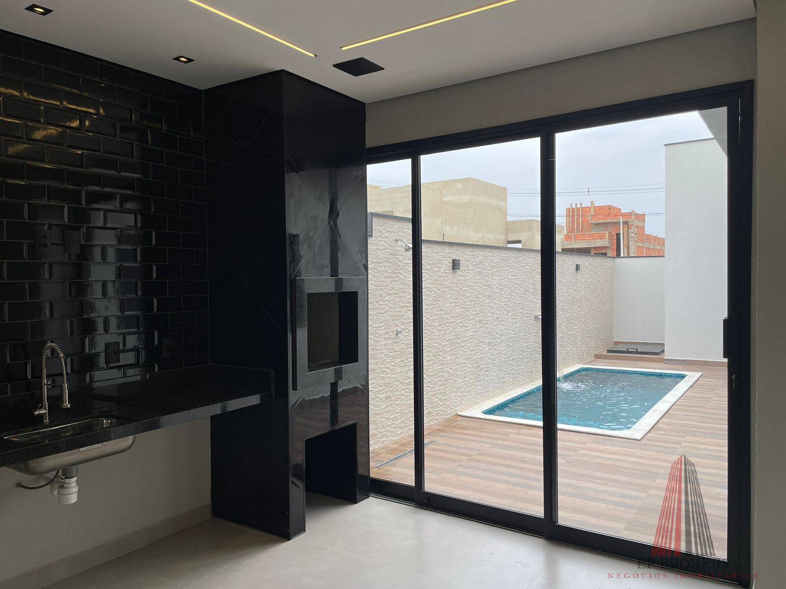 Casa, 3 quartos, 200 m² - Foto 2