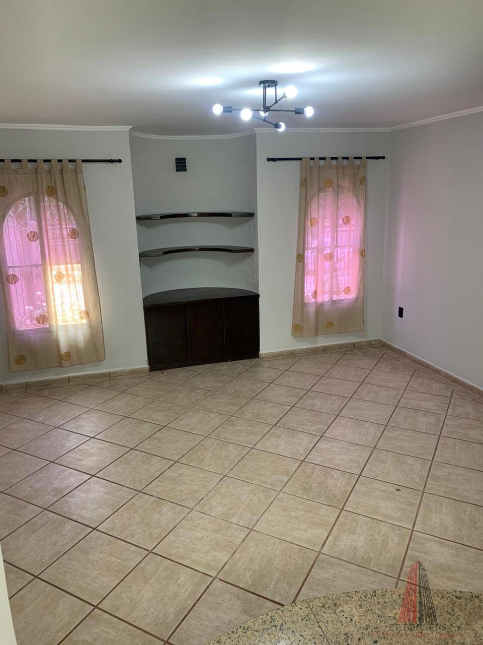 Casa, 3 quartos, 180 m² - Foto 3
