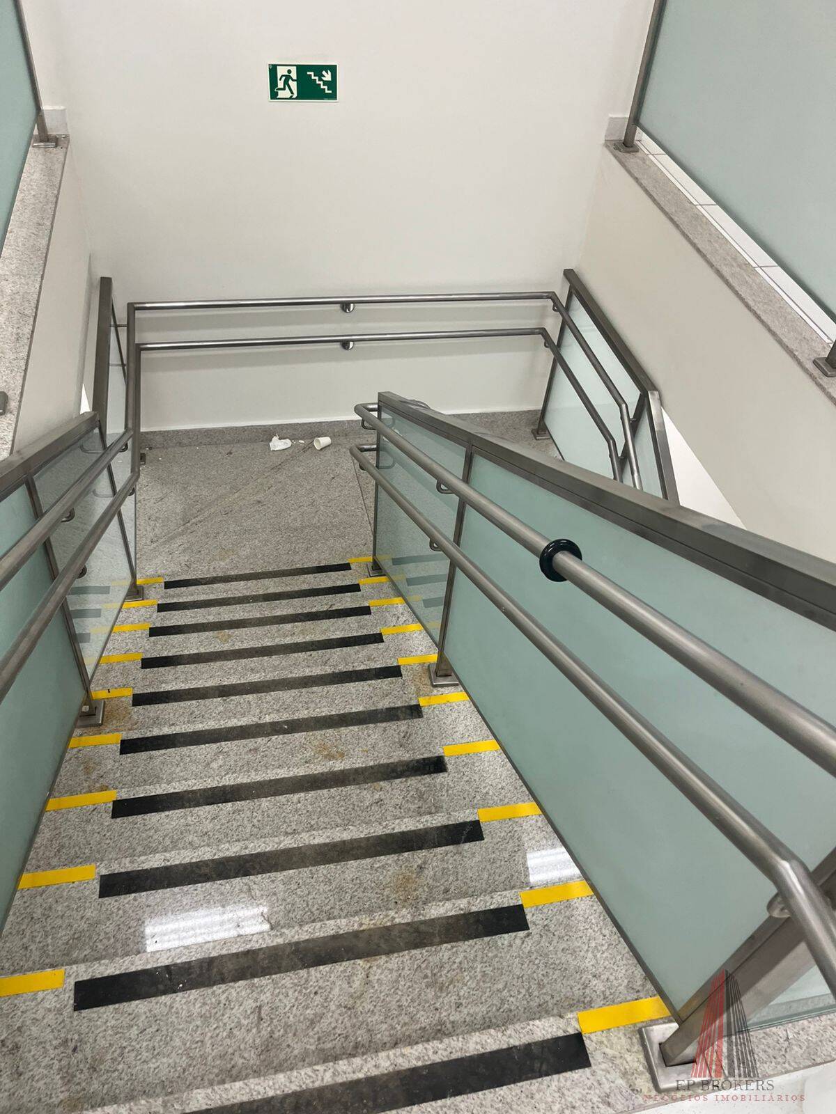 Sala-Conjunto, 900 m² - Foto 4