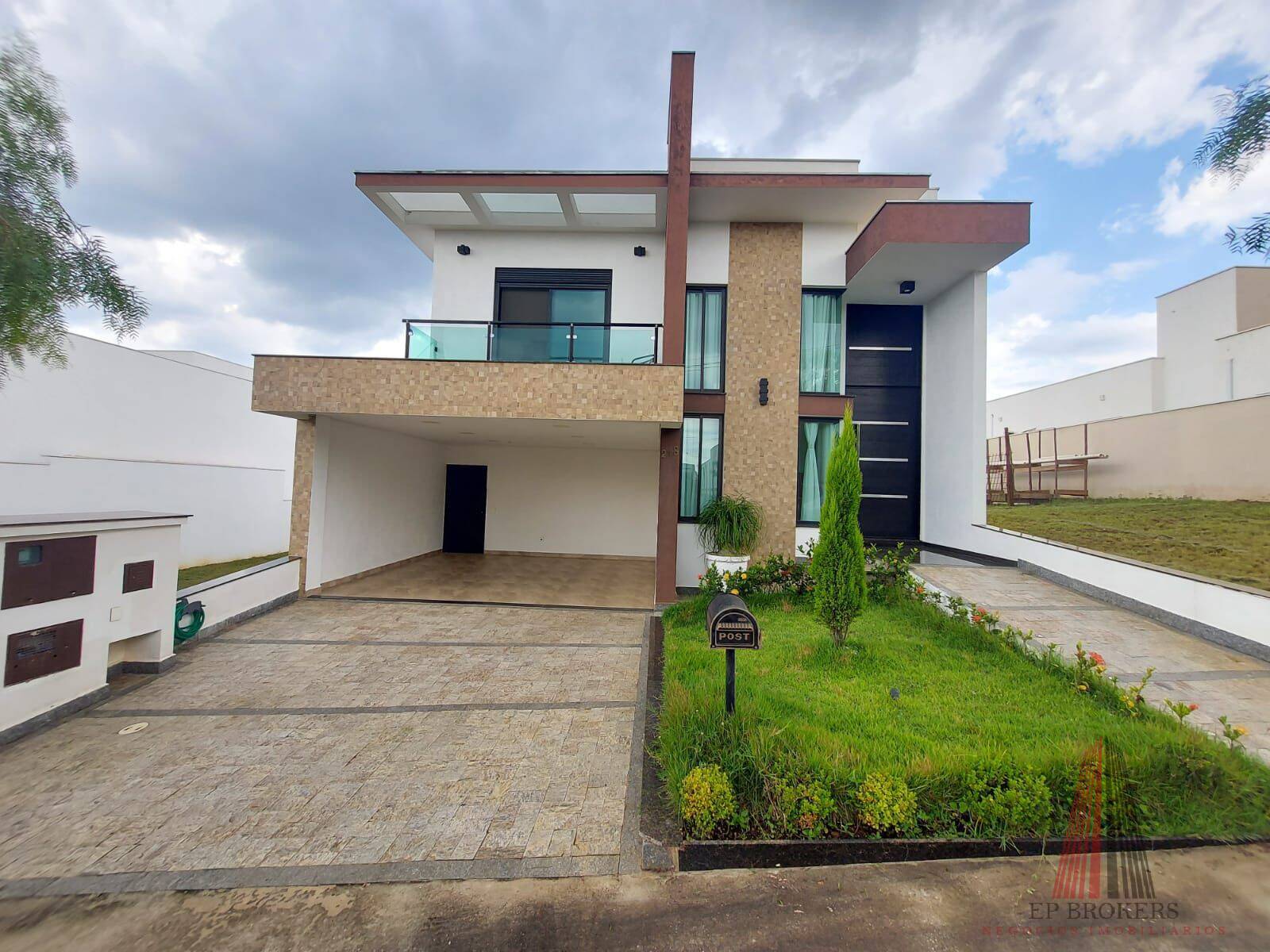 Casa, 3 quartos, 200 m² - Foto 1