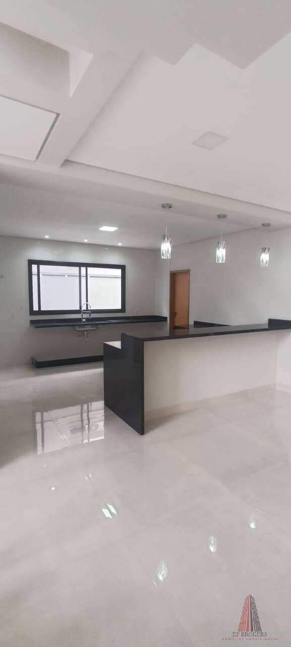 Casa, 3 quartos, 224 m² - Foto 4